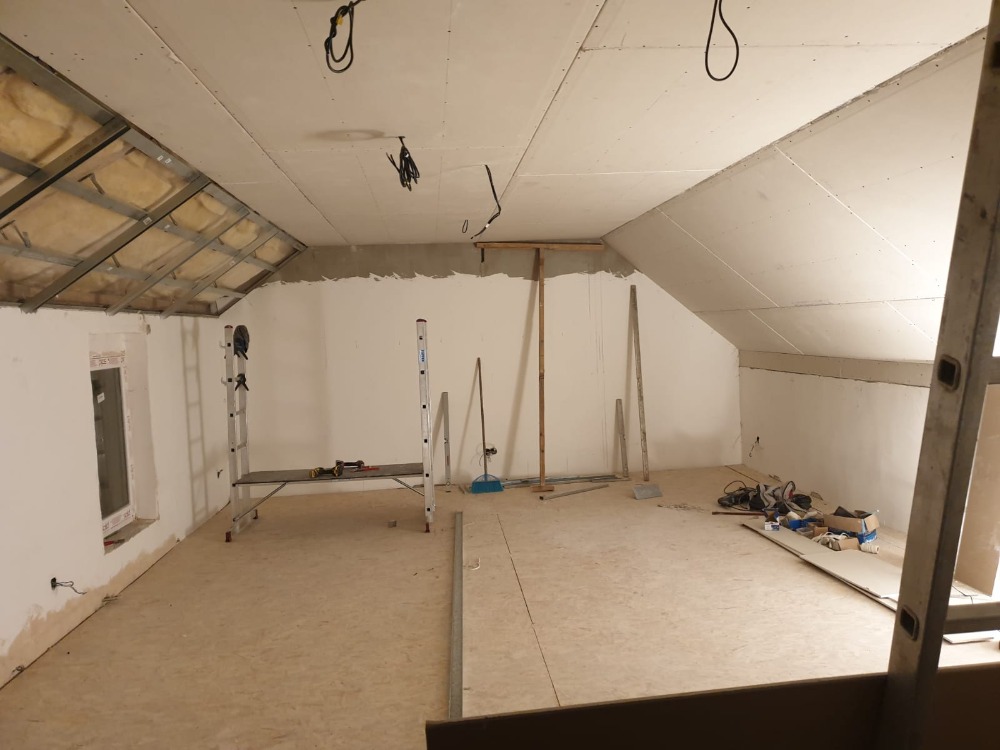 Rodinný dům Panoší Újezd – kompletní rekonstrukce - foto 15